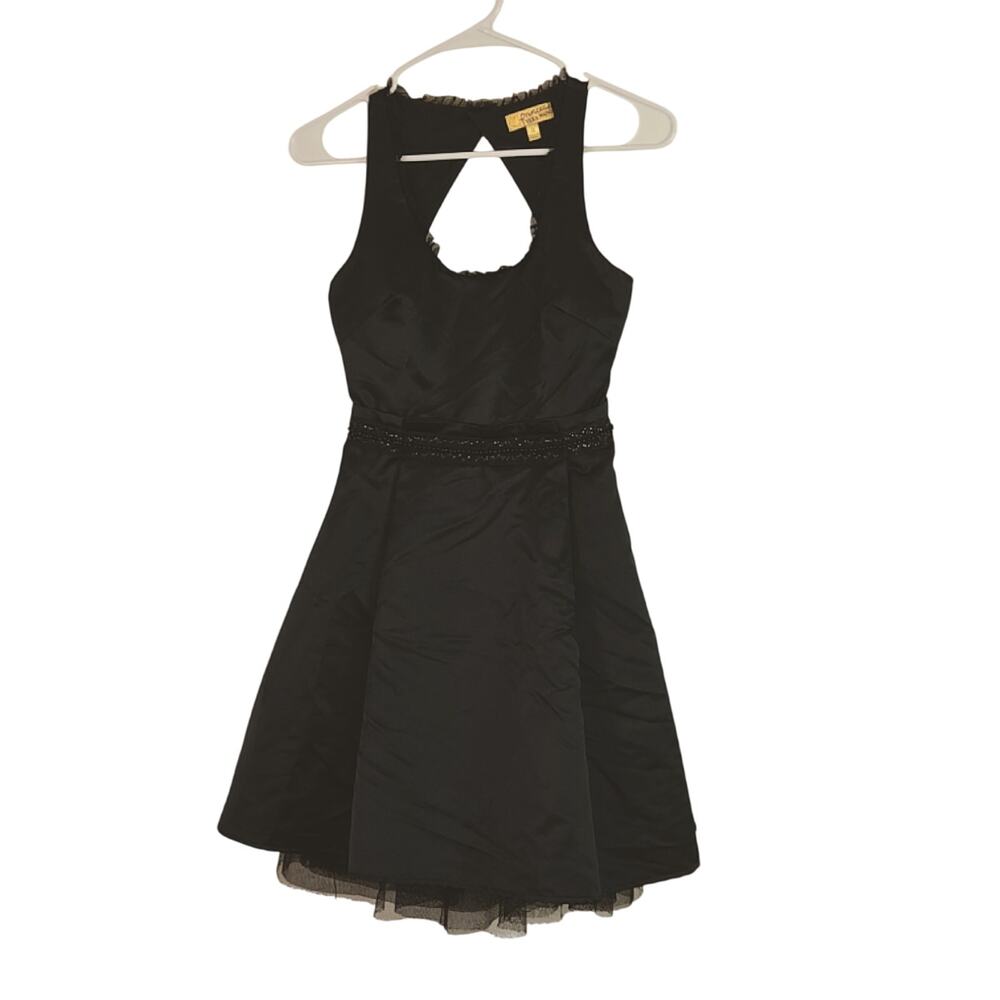 Princess Vera-Wang women's black A-line dress keyhole opening in the back